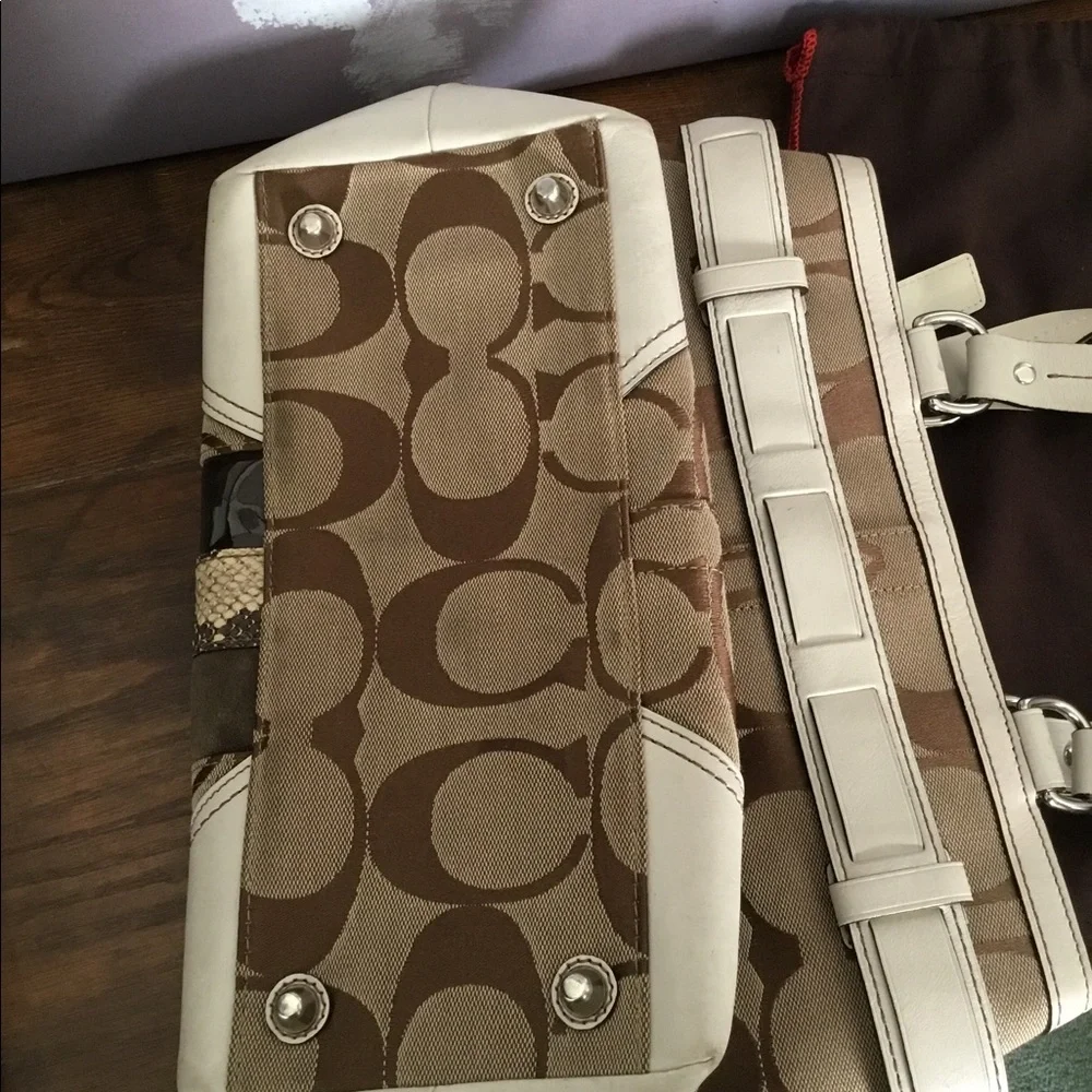 Large 15x10x6.5 Coach vintage satchel purse tote Bag - Picture 3 of 4
